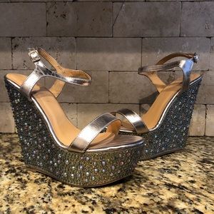 Lauren Larraine wedges
